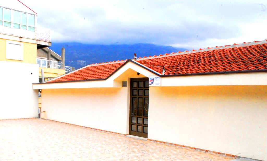 Apartments Top Of Budva Exteriör bild